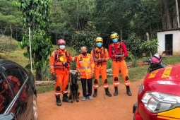 Bombeiros resgatam idoso com risco de hipotermia em mata