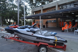 CBMMG recebe duas motos aquáticas em parceria com o MPMG