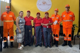 Bombeiro Sênior realiza gincana beneficente em comemoração aos 17 anos do projeto