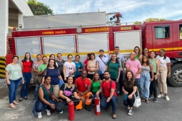 Bombeiros de Formiga ministram treinamento de brigada de incêndio para profissionais dos Centros de Educação Infantil Municipais
