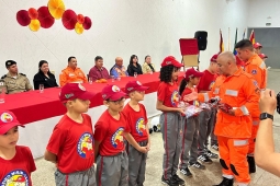 12°BBM realiza formatura de 71 novos Bombeiros Mirins