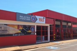 Corpo de Bombeiros realiza reforma do quartel de Ituiutaba