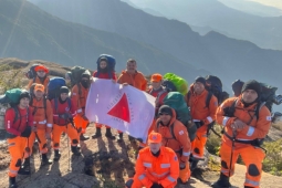 Bombeiros promovem reconhecimento de área no Pico dos Marins